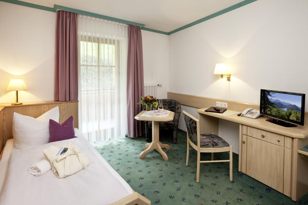 Hotel Berghof Pfronten Esterno foto